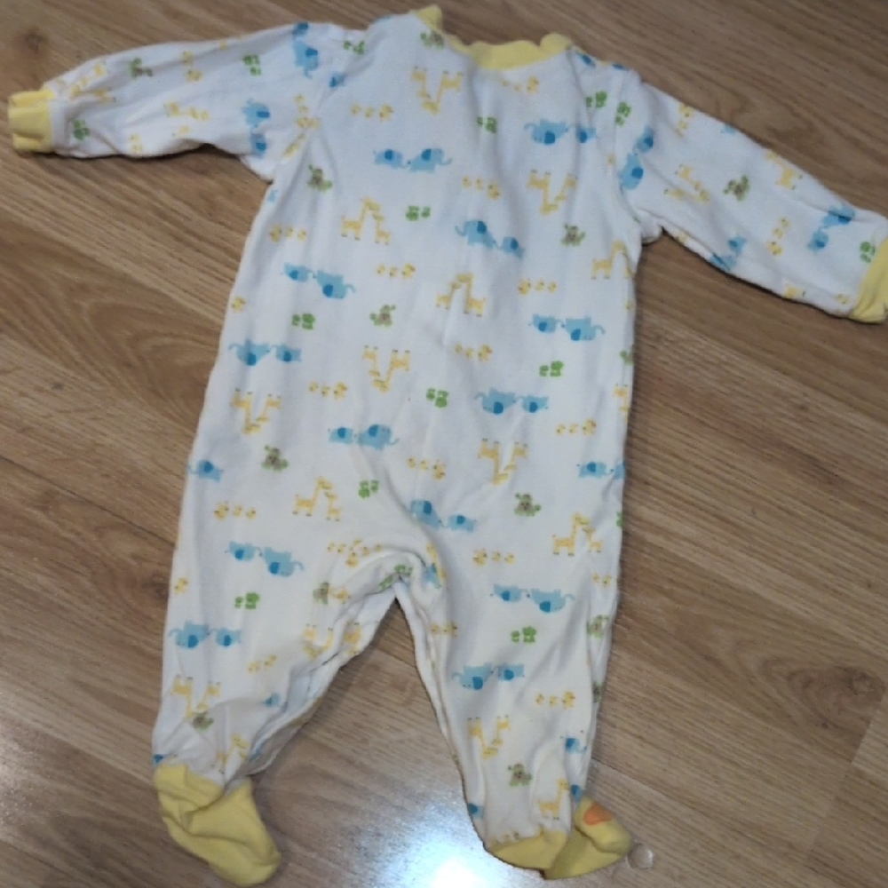 2 Cute Kids Footies - Purple and Yellow Animal Prints - Picture 12 of 13